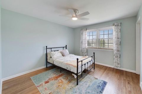 Tiny photo for 2013 N Windsor Drive, Arlington Heights, IL 60004 (MLS # 12580942)