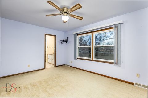 Tiny photo for 2602 Cherie Lane, Ottawa, IL 61350 (MLS # 12550294)