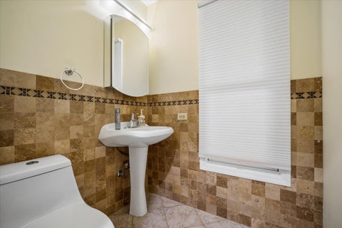Tiny photo for 44 CHESTNUT Terrace, Buffalo Grove, IL 60089 (MLS # 12749216)