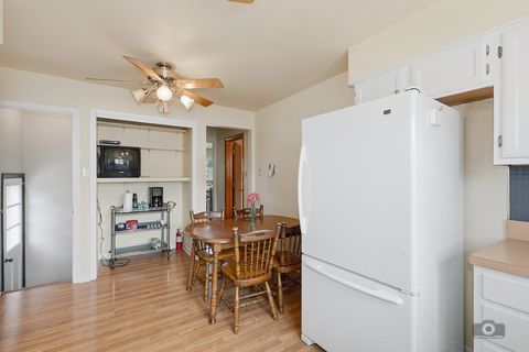 Tiny photo for 5233 Oak Center Drive, Oak Lawn, IL 60453 (MLS # 12623179)