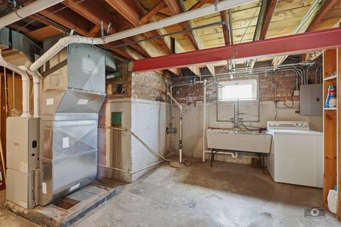 Tiny photo for 5233 Oak Center Drive, Oak Lawn, IL 60453 (MLS # 12623179)