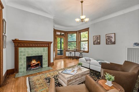 Tiny photo for 225 Hamilton Street, Evanston, IL 60202 (MLS # 12592300)