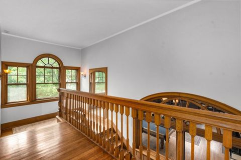 Tiny photo for 225 Hamilton Street, Evanston, IL 60202 (MLS # 12592300)