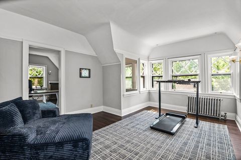 Tiny photo for 225 Hamilton Street, Evanston, IL 60202 (MLS # 12592300)