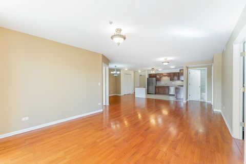 Tiny photo for 8000 Kilpatrick Avenue #2B, Skokie, IL 60076 (MLS # 12581099)