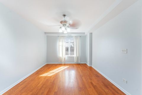 Tiny photo for 8000 Kilpatrick Avenue #2B, Skokie, IL 60076 (MLS # 12581099)