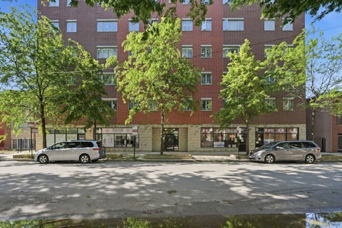 Photo of 313 W 23rd Street #403, Chicago, IL 60616 (MLS # 12683291)