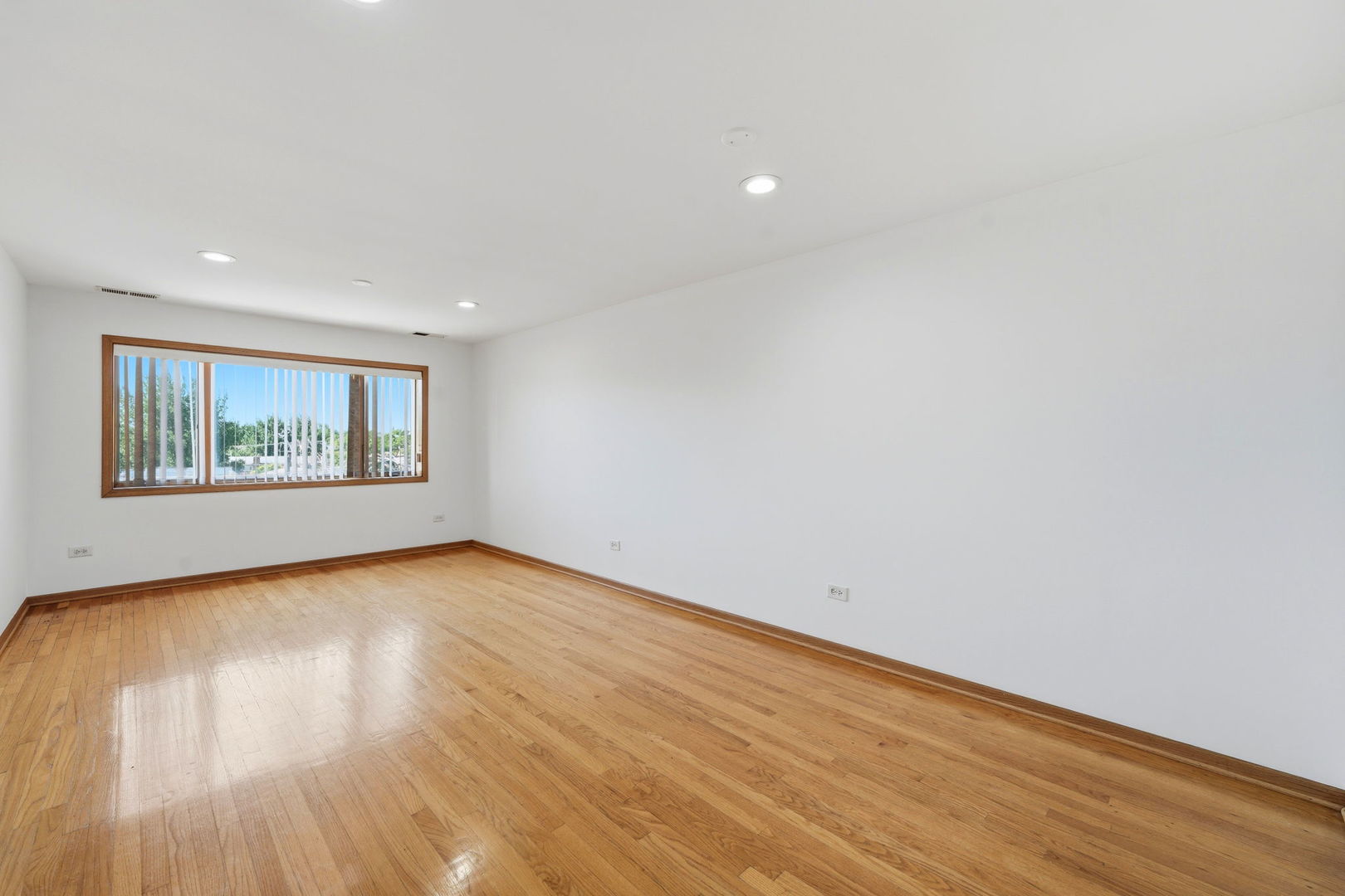 313 W 23rd Street 403
