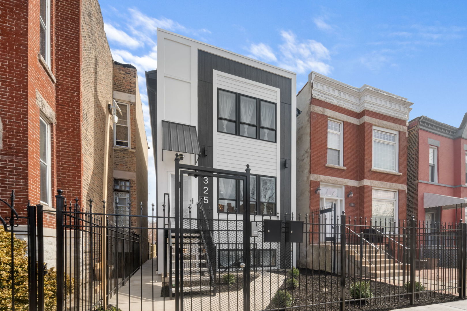 325 S Richmond Street