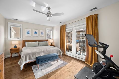 Tiny photo for 3752 N Fremont Street #2, Chicago, IL 60613 (MLS # 12632171)