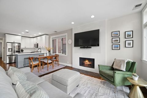 Tiny photo for 3752 N Fremont Street #2, Chicago, IL 60613 (MLS # 12632171)