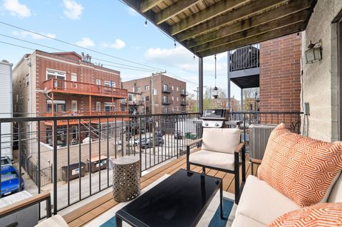 Tiny photo for 3752 N Fremont Street #2, Chicago, IL 60613 (MLS # 12632171)
