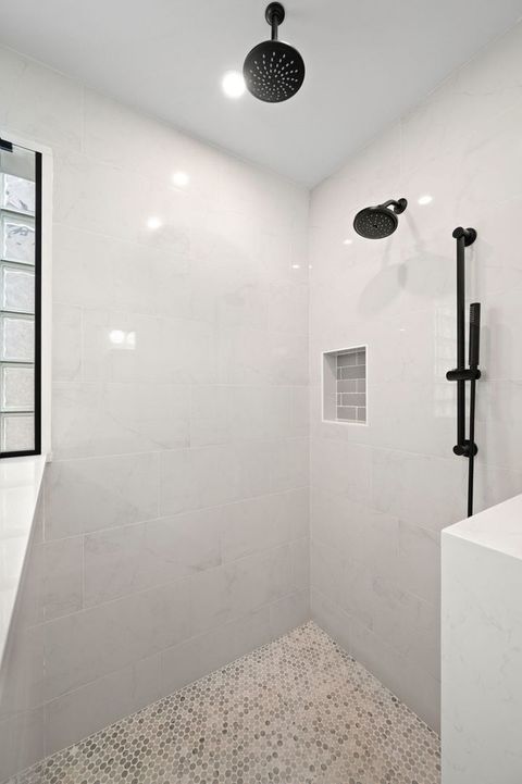 Tiny photo for 3752 N Fremont Street #2, Chicago, IL 60613 (MLS # 12632171)