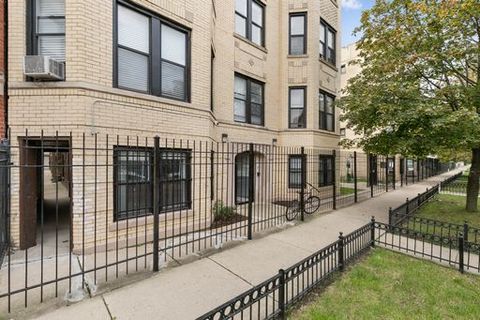 3639 W Dickens Avenue 2A Chicago IL 60647