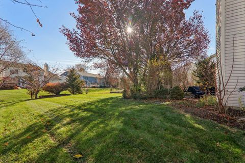 Tiny photo for 18466 W Springwood Drive, Grayslake, IL 60030 (MLS # 12497569)