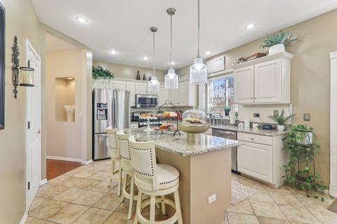 Tiny photo for 18466 W Springwood Drive, Grayslake, IL 60030 (MLS # 12497569)