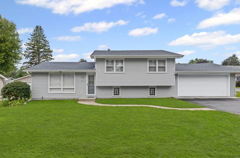 Photo of 1915 Esch Road, Twin Lakes, WI 53181 (MLS # 12463362)