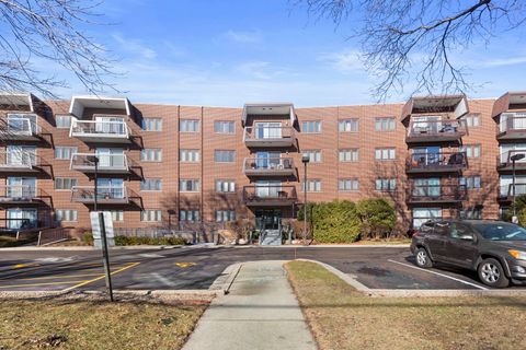 Photo of 400 E Dundee Road #403C, Buffalo Grove, IL 60089 (MLS # 12542054)