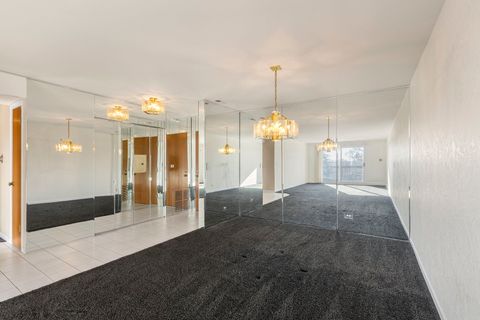 Tiny photo for 400 E Dundee Road #403C, Buffalo Grove, IL 60089 (MLS # 12542054)