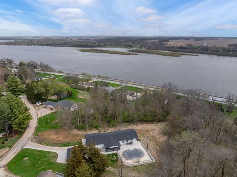 Tiny photo for 218 Bluff Boulevard, Princeton, IA 52768 (MLS # 12619758)