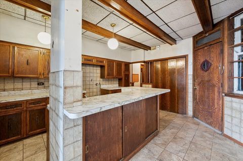 Tiny photo for 5502 S HYDE PARK Boulevard #1, Chicago, IL 60637 (MLS # 12454747)