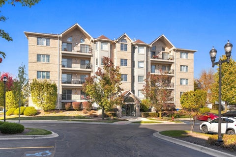 Photo of 8505 Woodward Avenue #102, Woodridge, IL 60517 (MLS # 12794741)