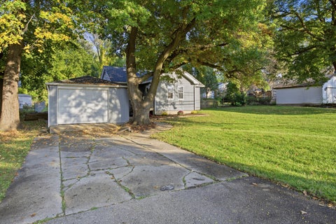 Tiny photo for 404 Crystal Lake Road, Lake In The Hills, IL 60156 (MLS # 12784948)