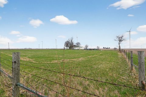 Tiny photo for 78 E 1180th Street, Altona, IL 61414 (MLS # 12610586)