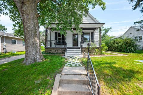 Photo of 1108 S Clayton Street, Bloomington, IL 61701 (MLS # 12703254)