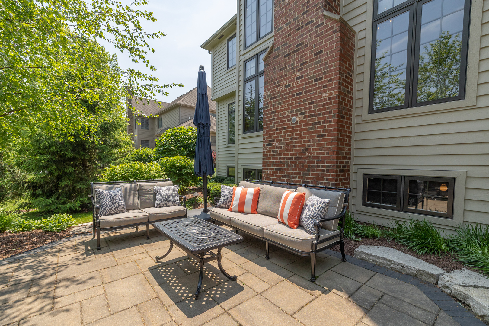 Elgin, Illinois, 60124, United States, 4 Bedrooms Bedrooms, ,5 BathroomsBathrooms,Residential,Active,2051949