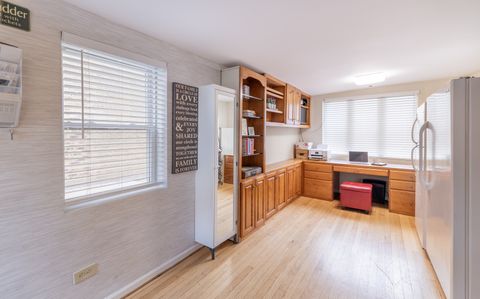 Tiny photo for 8708 Central Avenue, Morton Grove, IL 60053 (MLS # 12477117)