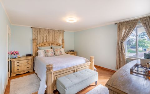 Tiny photo for 8708 Central Avenue, Morton Grove, IL 60053 (MLS # 12477117)