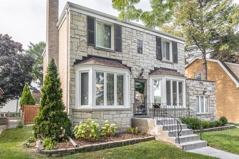 Tiny photo for 8708 Central Avenue, Morton Grove, IL 60053 (MLS # 12477117)
