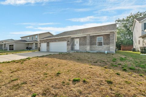 Tiny photo for 886 Western Avenue, Braidwood, IL 60408 (MLS # 12441086)