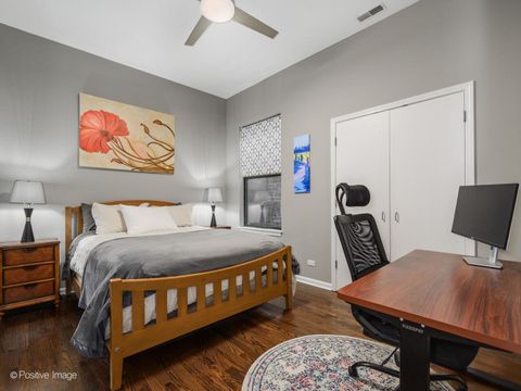 Tiny photo for 3118 N Lincoln Avenue #4A, Chicago, IL 60657 (MLS # 12499667)