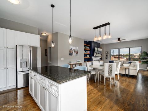 Tiny photo for 3118 N Lincoln Avenue #4A, Chicago, IL 60657 (MLS # 12499667)