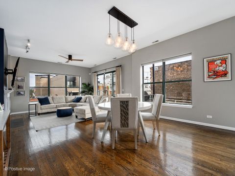 Tiny photo for 3118 N Lincoln Avenue #4A, Chicago, IL 60657 (MLS # 12499667)