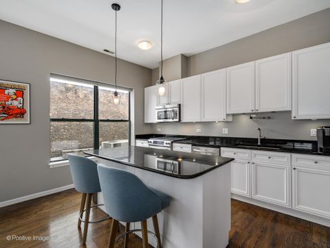 Tiny photo for 3118 N Lincoln Avenue #4A, Chicago, IL 60657 (MLS # 12499667)