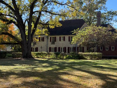 Tiny photo for 2221 Twin Oak Road, Peru, IL 61354 (MLS # 12277638)