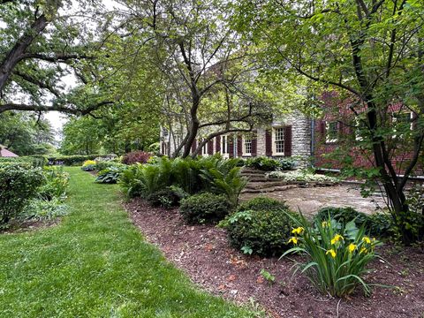 Tiny photo for 2221 Twin Oak Road, Peru, IL 61354 (MLS # 12277638)