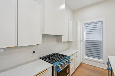Tiny photo for 3644 W Cornelia Avenue #1, Chicago, IL 60618 (MLS # 12596160)