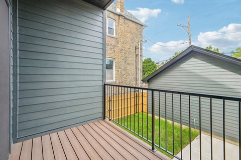 Tiny photo for 3644 W Cornelia Avenue #1, Chicago, IL 60618 (MLS # 12596160)