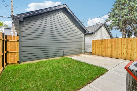 Tiny photo for 3644 W Cornelia Avenue #1, Chicago, IL 60618 (MLS # 12596160)