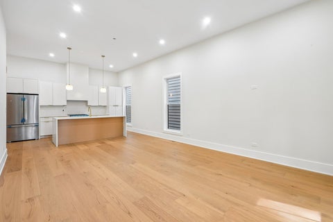 Tiny photo for 3644 W Cornelia Avenue #1, Chicago, IL 60618 (MLS # 12596160)