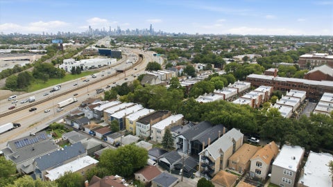 Tiny photo for 3644 W Cornelia Avenue #1, Chicago, IL 60618 (MLS # 12596160)