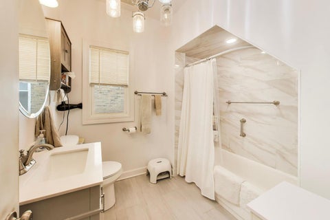 Tiny photo for 5478 W Gettysburg Street, Chicago, IL 60630 (MLS # 12684248)
