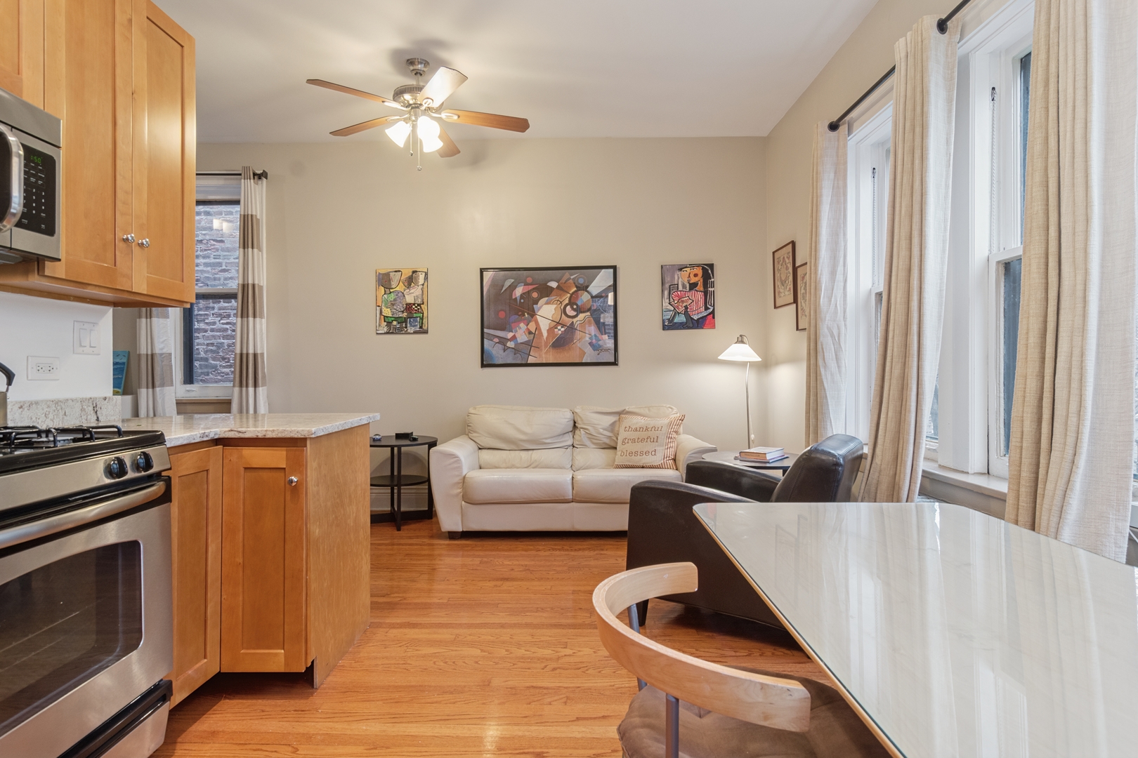1633 E Hyde Park Boulevard 3D