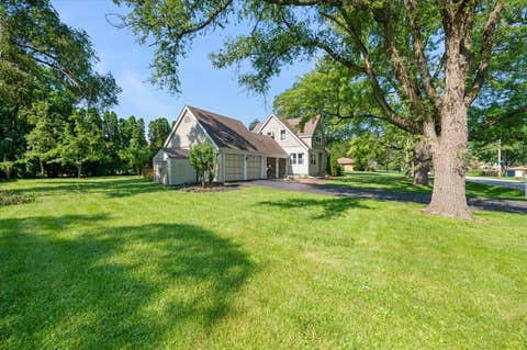 Tiny photo for 16W661 White Pine Road, Bensenville, IL 60106 (MLS # 12700843)