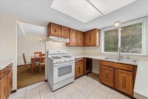 Tiny photo for 715 Newport ST N, Roselle, IL 60172 (MLS # 12665554)