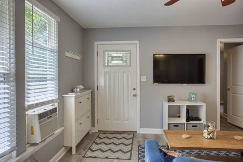 Tiny photo for 306 W Illinois Street, Urbana, IL 61801 (MLS # 12608862)